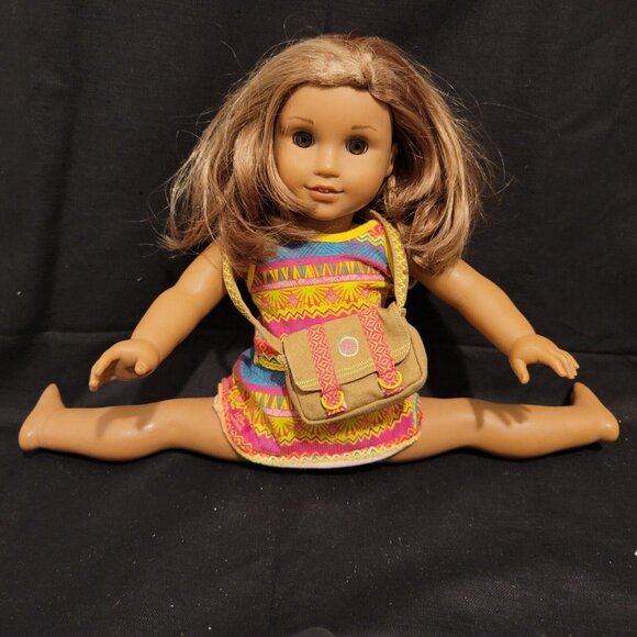 18" American Girl Lea Clark Doll 2016 Girl of the Year Original Outfit Haircut - Picture 10 of 15